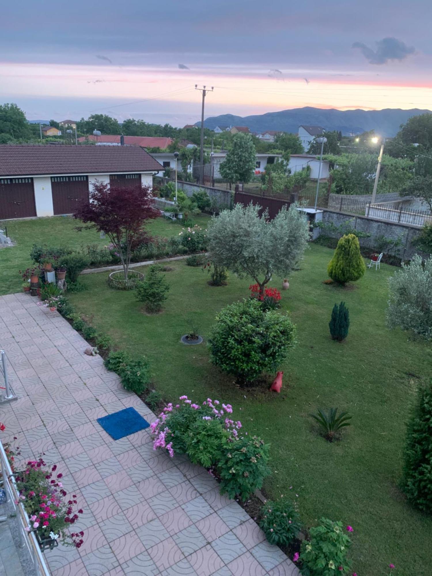 Hotel Villa Linda Shkoder Exterior photo